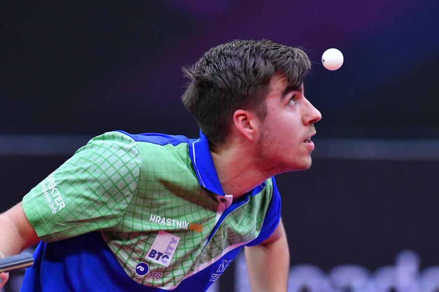 冠行动中而 冠行动中而