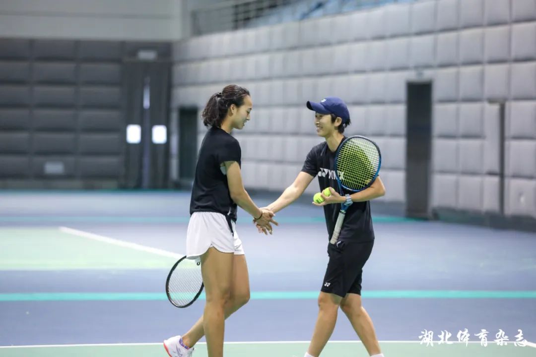 与连绵起伏 与连绵起伏