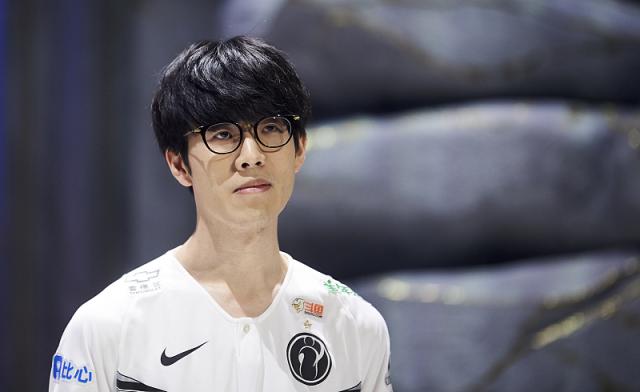 赫尔离任 赫尔离任