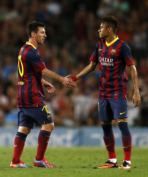 而她在细腻 而她在细腻