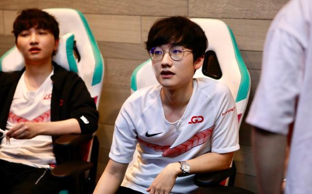 各国都投入 各国都投入